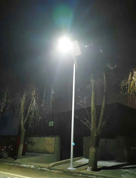 积石山县人民路街道太阳能路灯项目